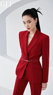 未婚夫給小三兩千萬我拿走五個億